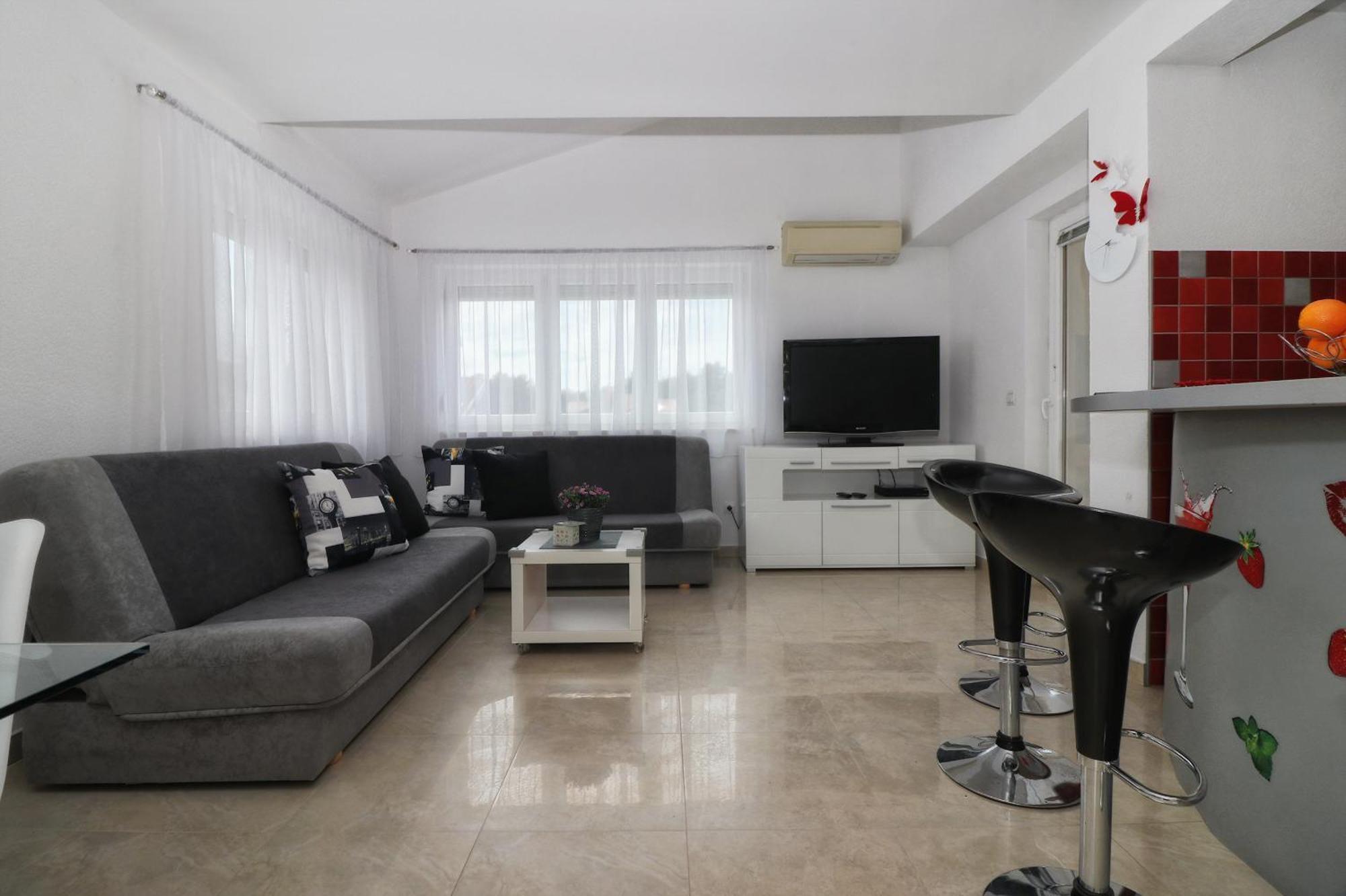 Link Apartment